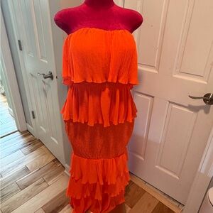 CHICME Orange Strapless Dress